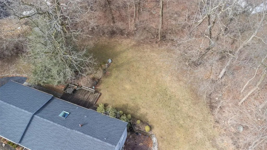 1 Blossom Road Airmont NY 10901