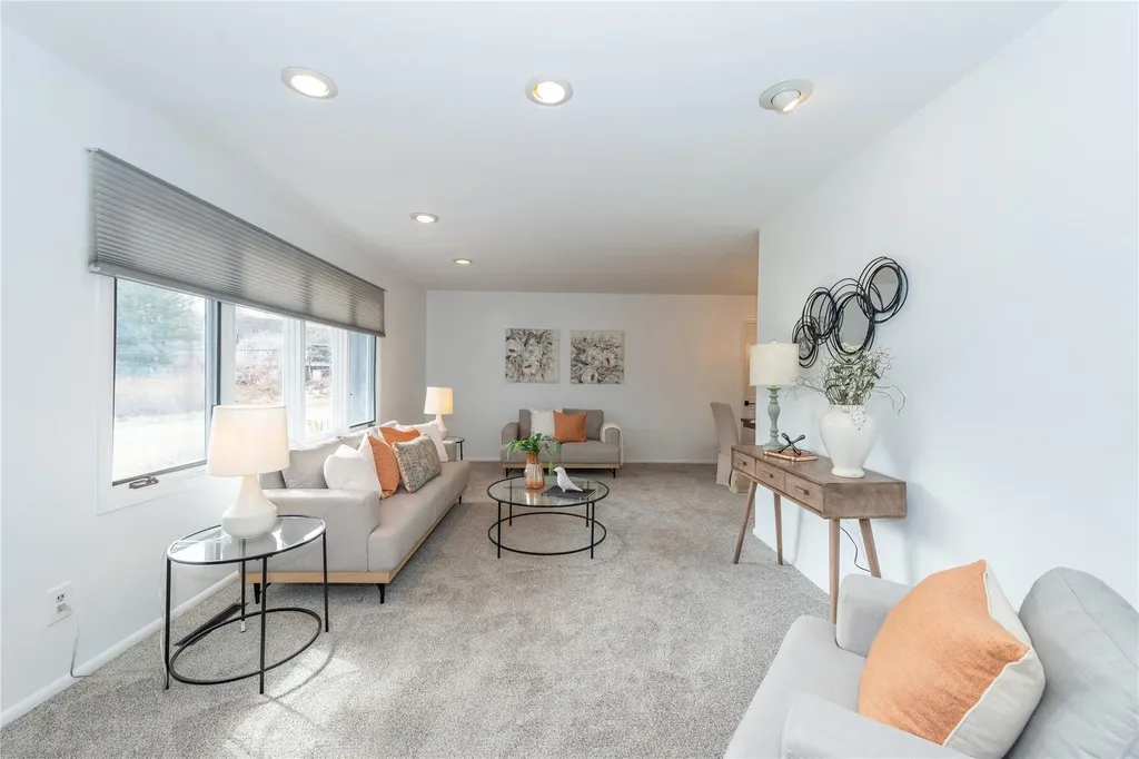 1 Blossom Road Airmont NY 10901