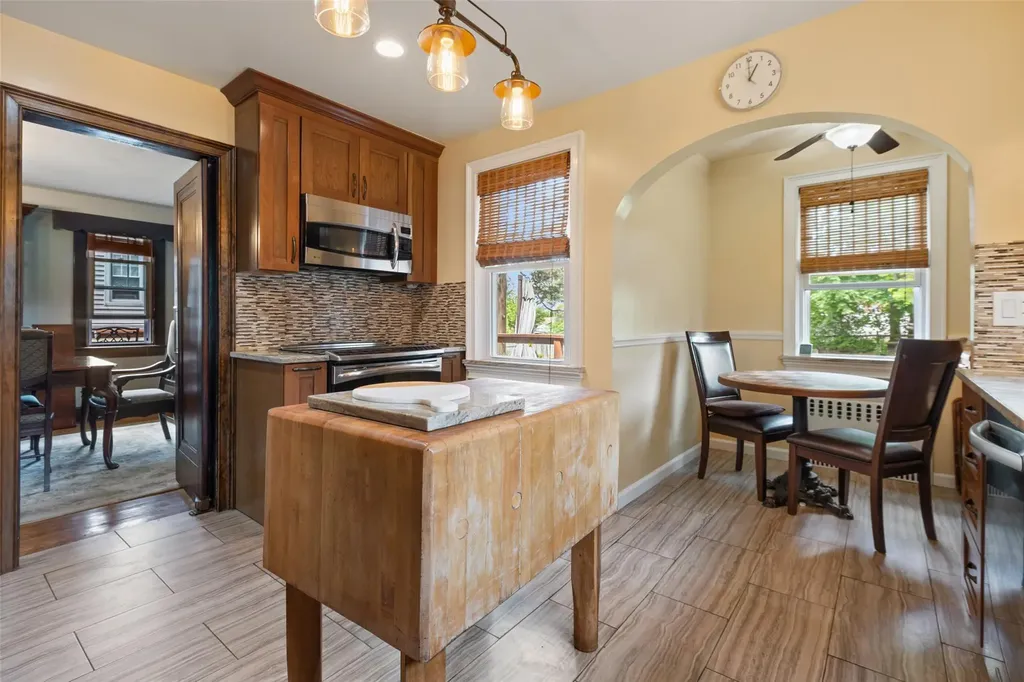 55 Durst Place Yonkers NY 10704