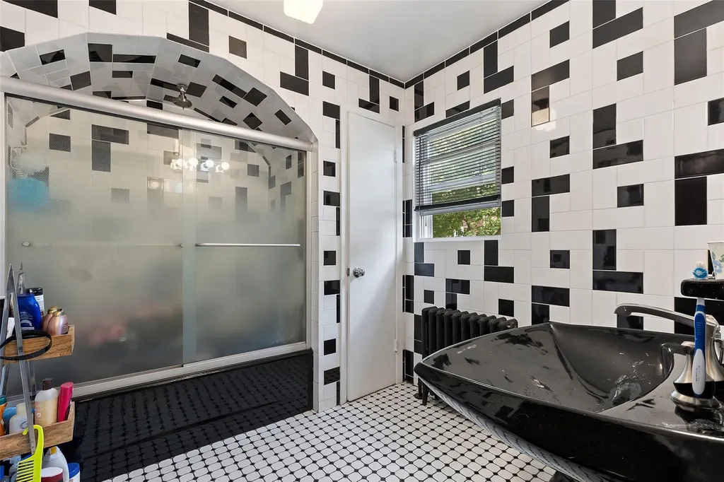 55 Durst Place Yonkers NY 10704