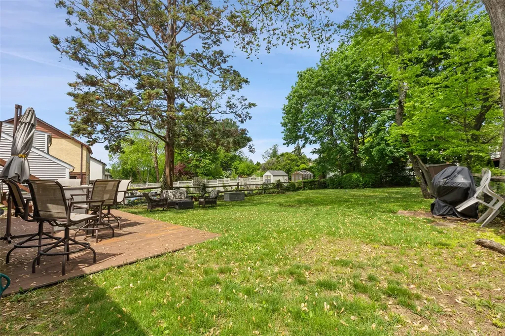 55 Durst Place Yonkers NY 10704