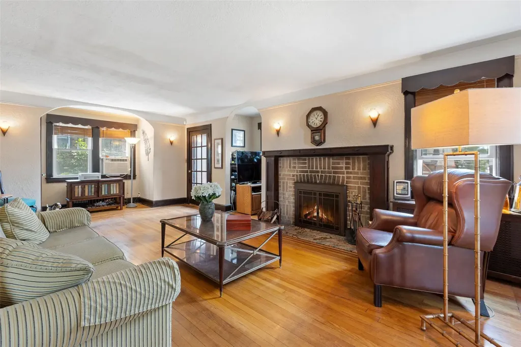 55 Durst Place Yonkers NY 10704