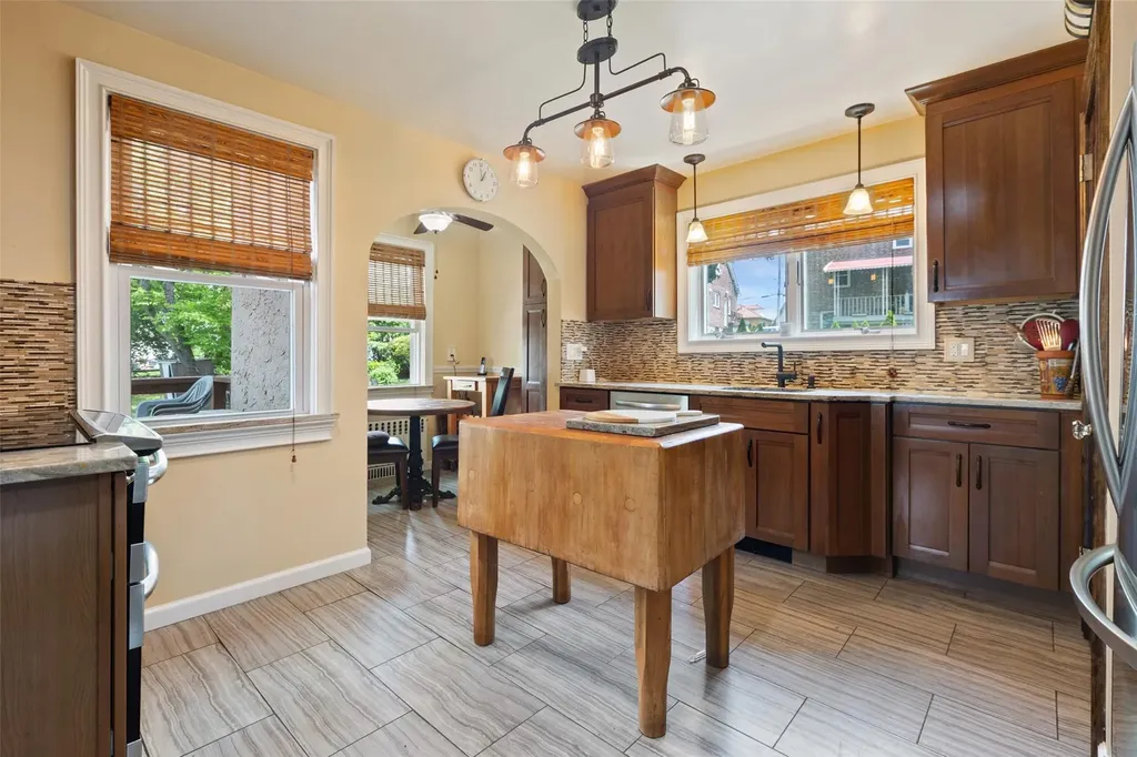 55 Durst Place Yonkers NY 10704