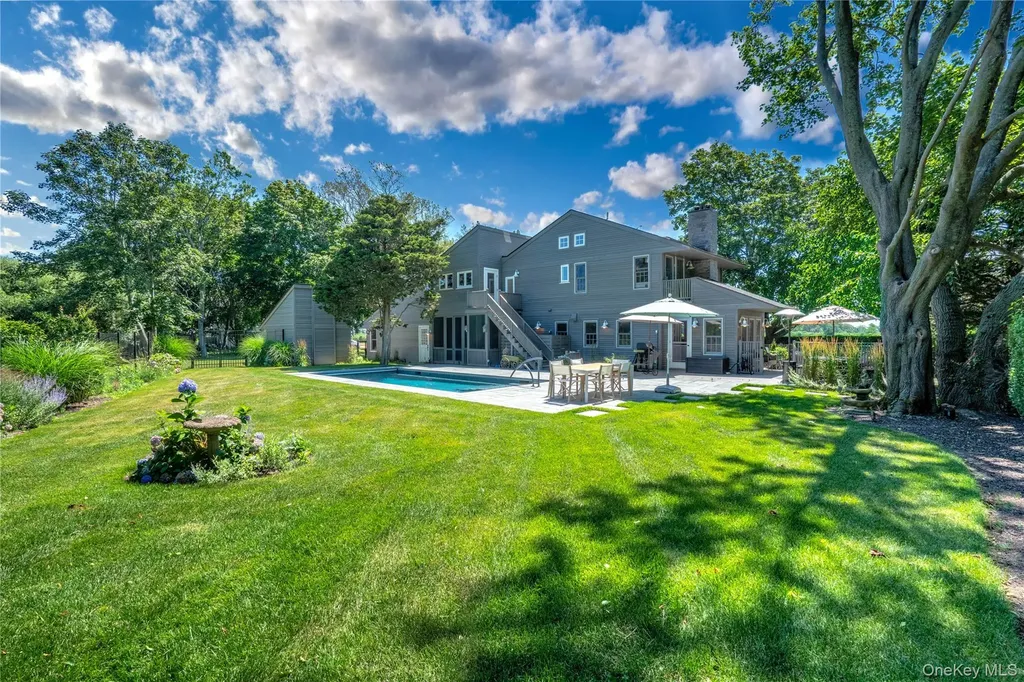 1075 Narrow River Road Orient NY 11957