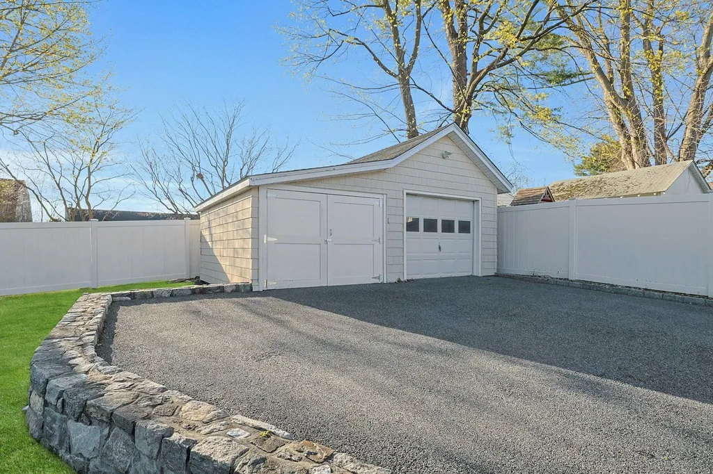 21 Calam Avenue Ossining NY 10562
