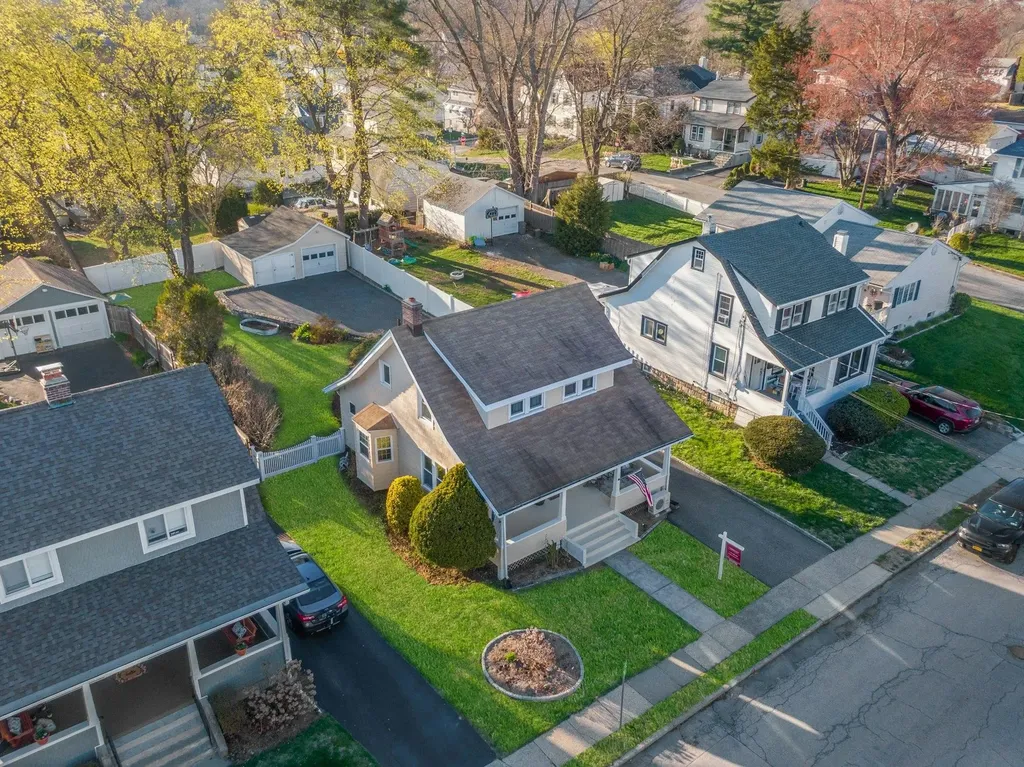 21 Calam Avenue Ossining NY 10562
