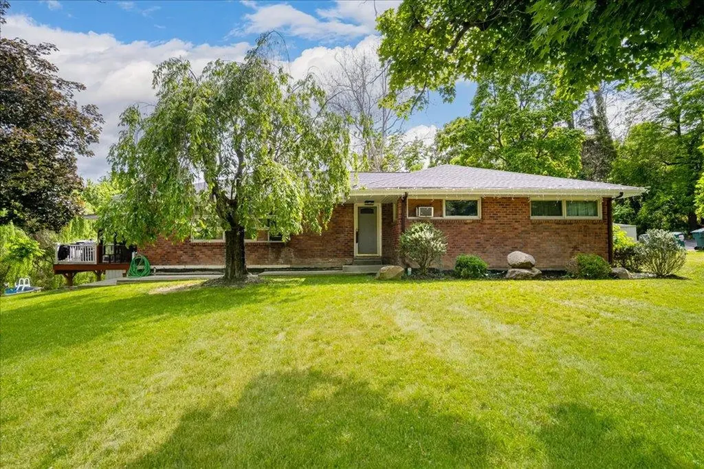 105 Milton Turnpike Milton NY 12547