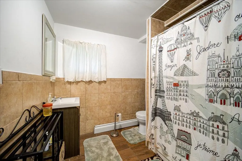 105 Milton Turnpike Milton NY 12547