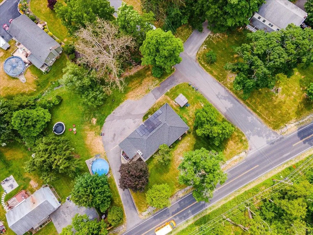 105 Milton Turnpike Milton NY 12547