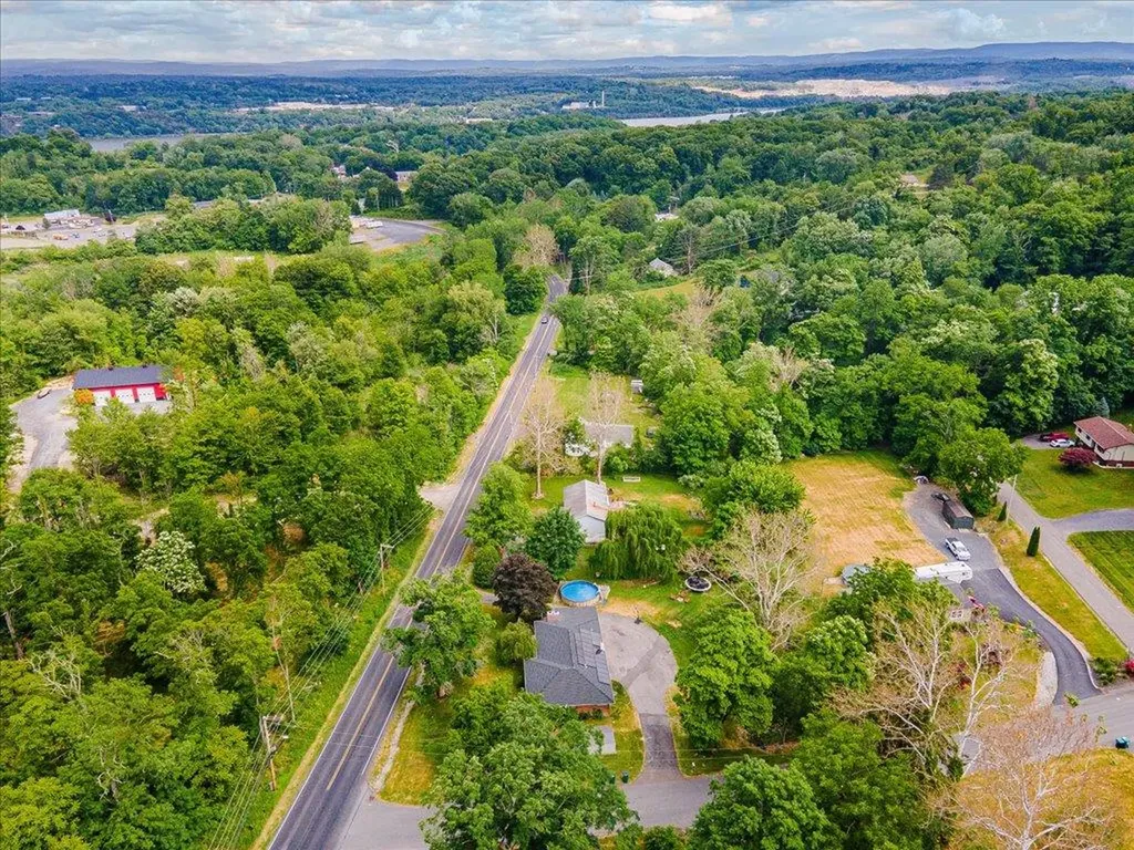 105 Milton Turnpike Milton NY 12547