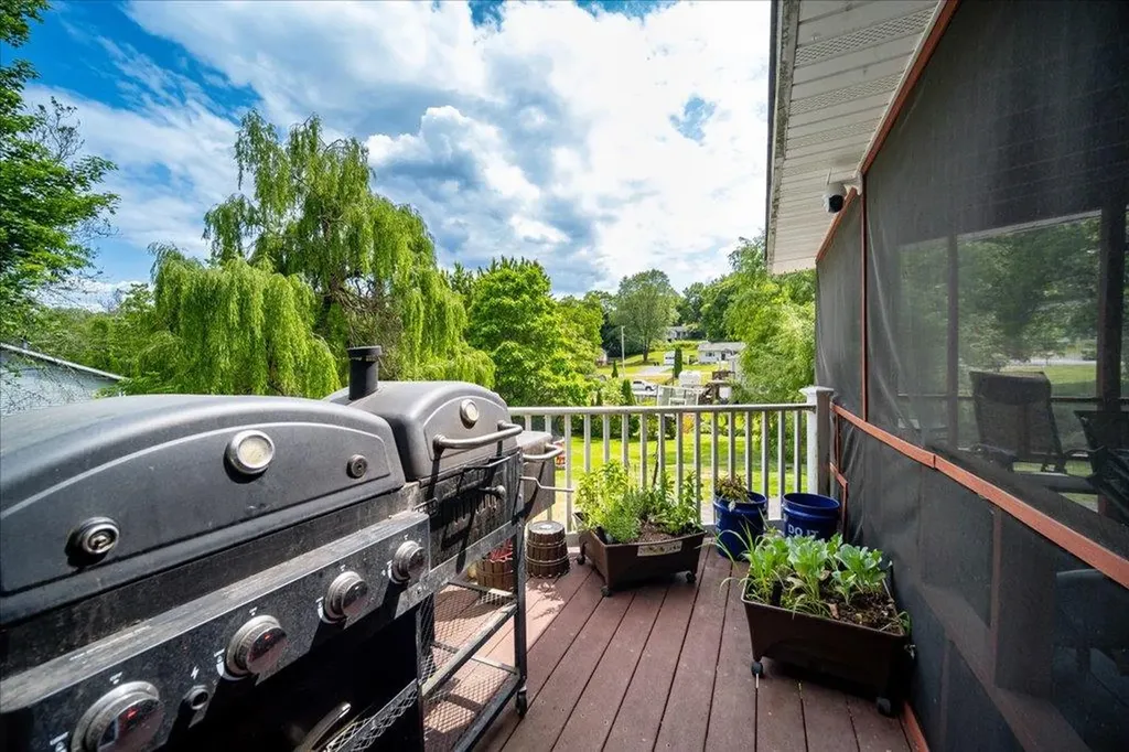 105 Milton Turnpike Milton NY 12547