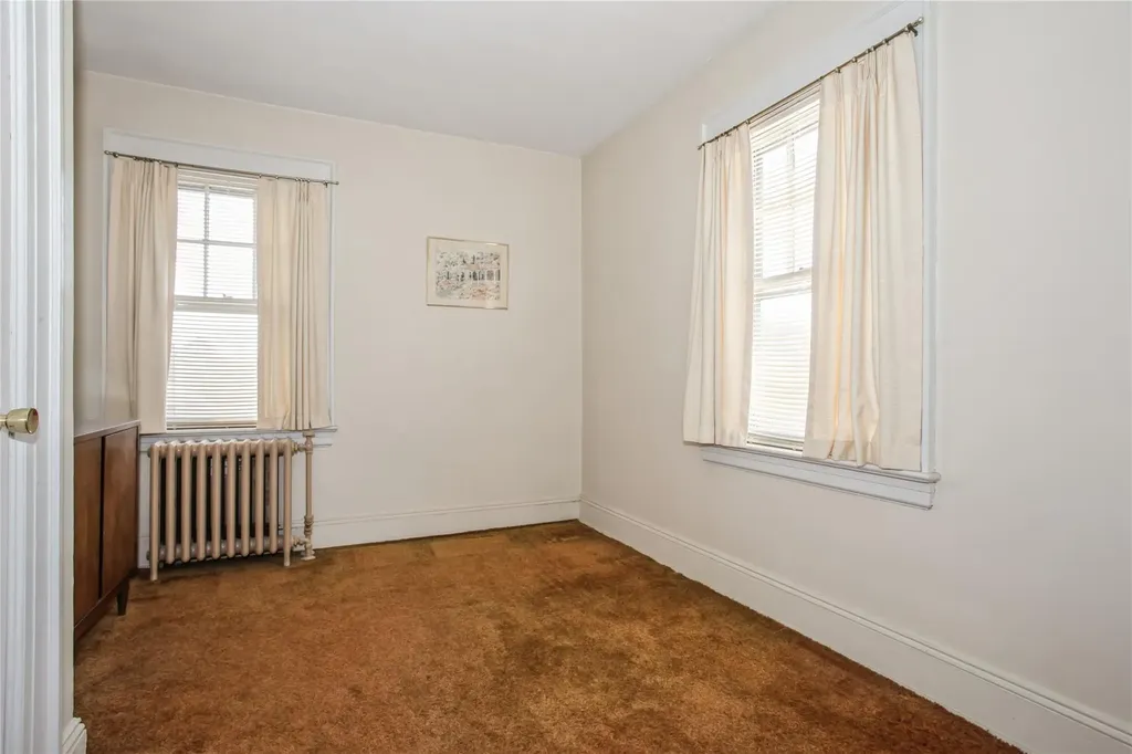 628 6th Avenue New Hyde Park NY 11040