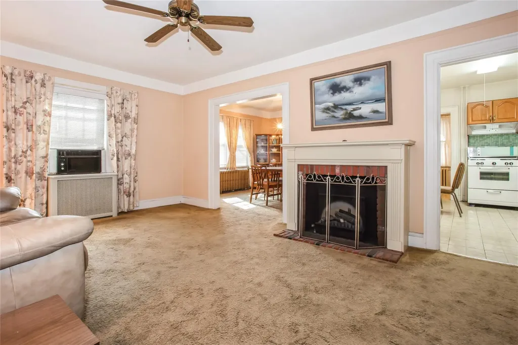 628 6th Avenue New Hyde Park NY 11040
