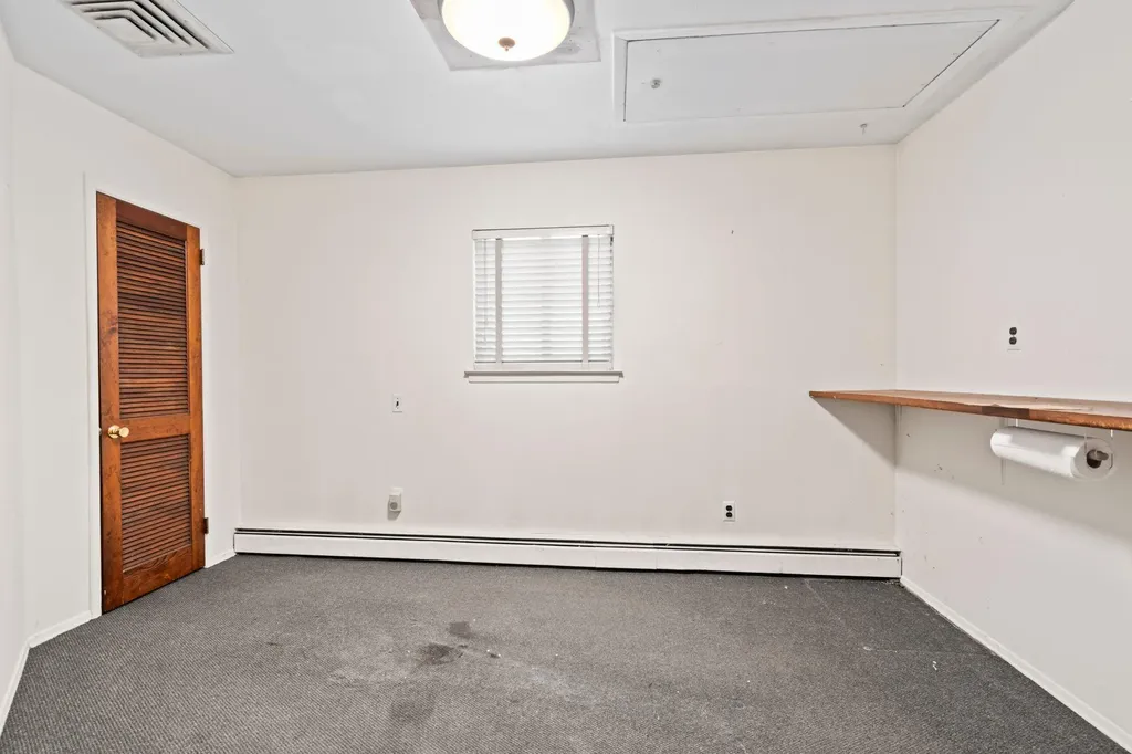 28 Sycamore Lane Commack NY 11725