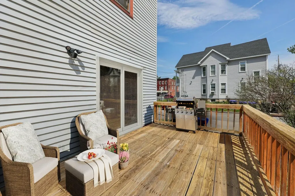 6 Fox Terrace Poughkeepsie NY 12603
