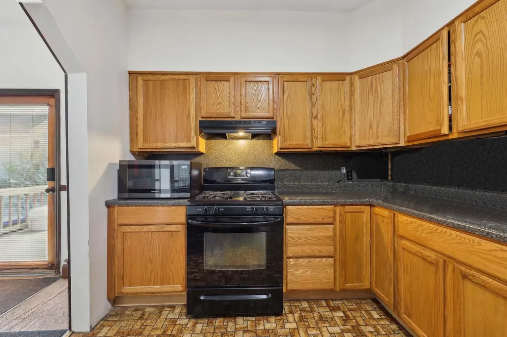 6 Fox Terrace Poughkeepsie NY 12603