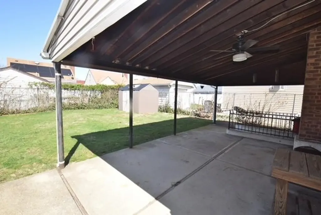 32 Jacob Street Elmont NY 11003