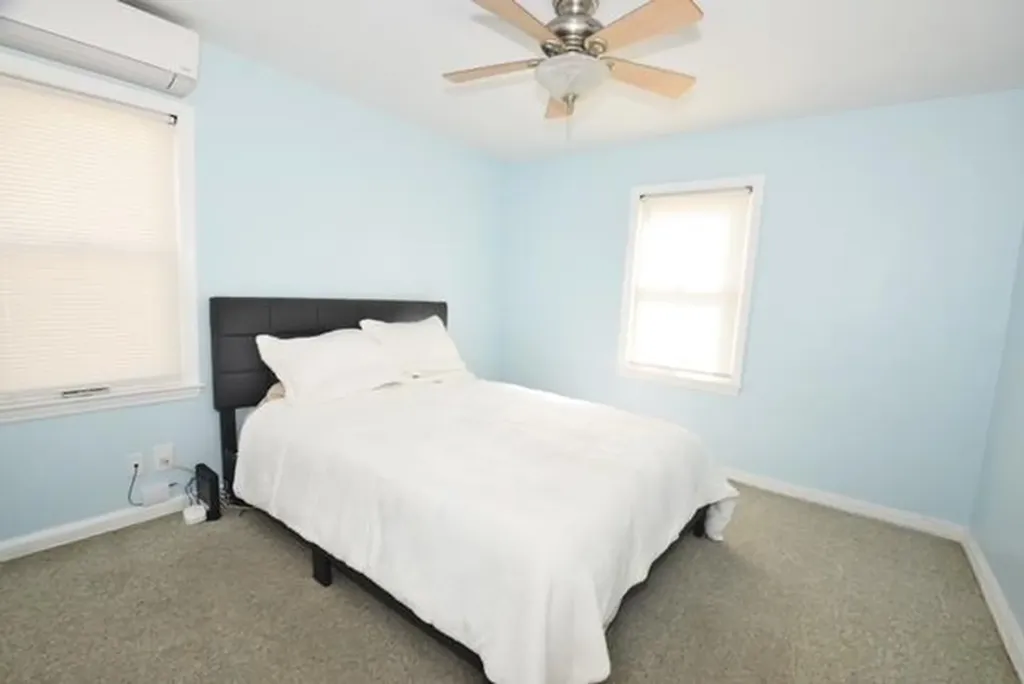 32 Jacob Street Elmont NY 11003
