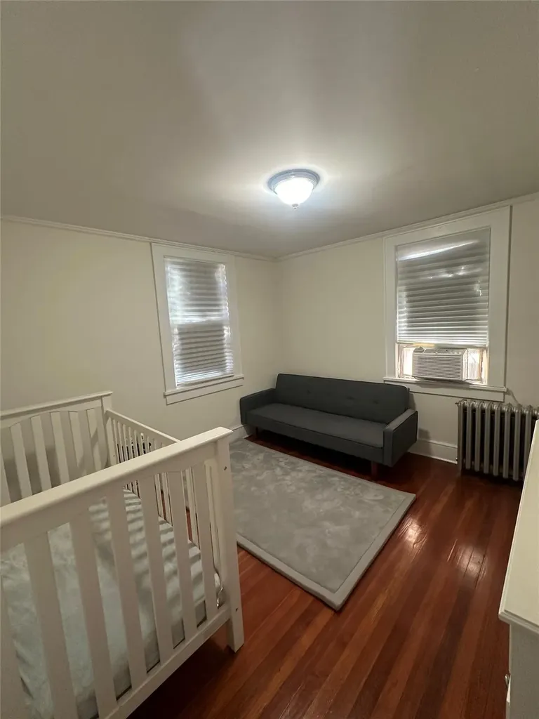 95 Maple Street Great Neck NY 11023