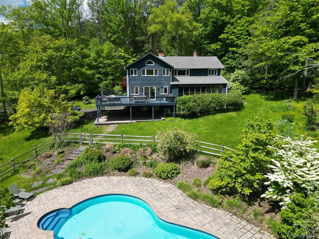 94 The Middle Way Mount Tremper NY 12457