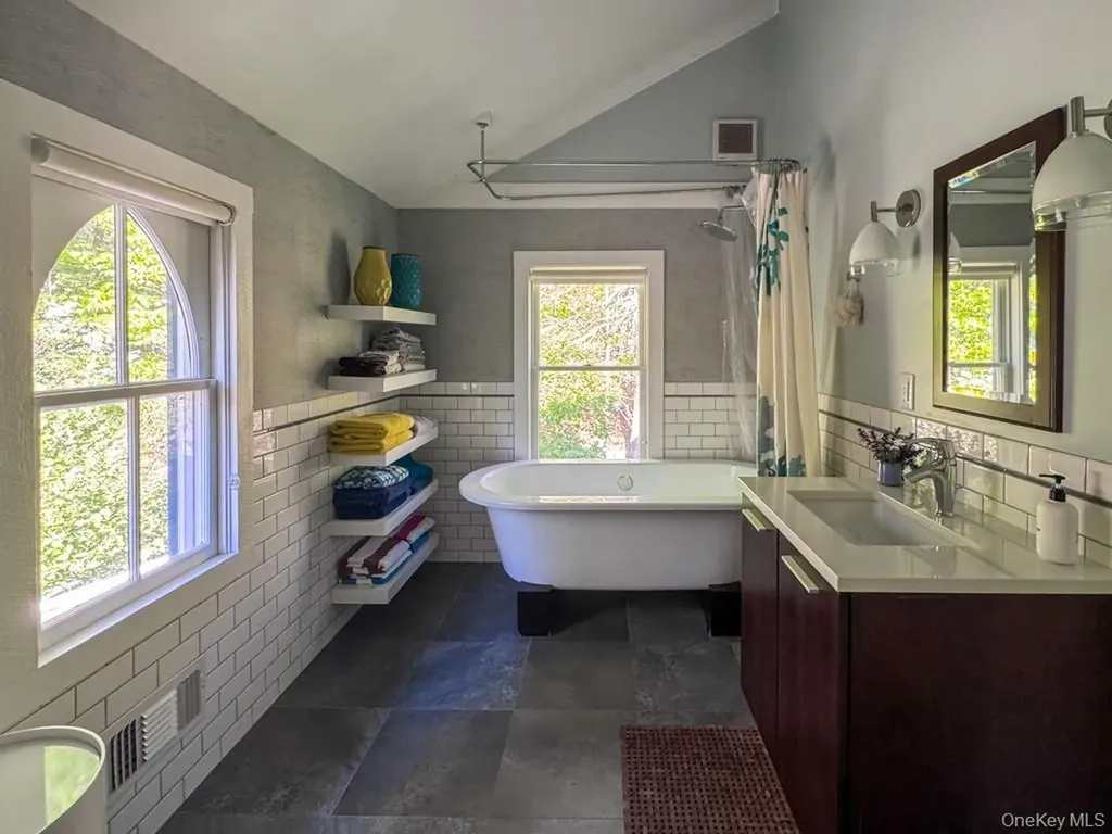 94 The Middle Way Mount Tremper NY 12457