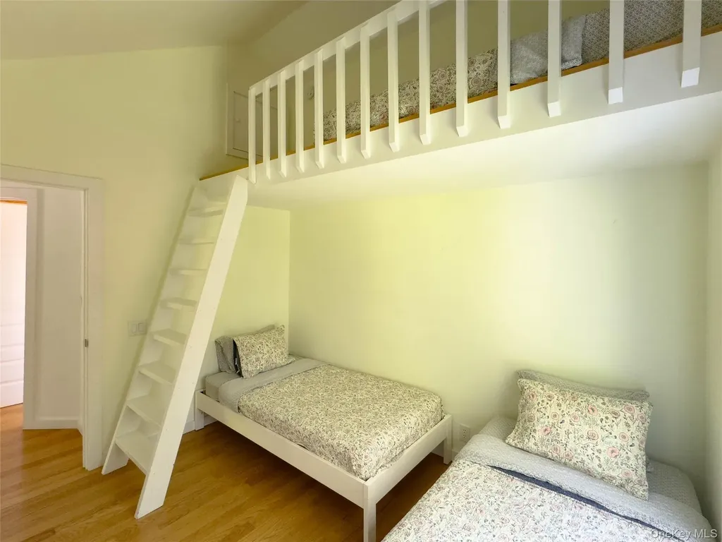 94 The Middle Way Mount Tremper NY 12457
