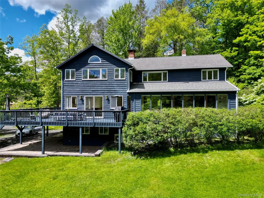 94 The Middle Way Mount Tremper NY 12457