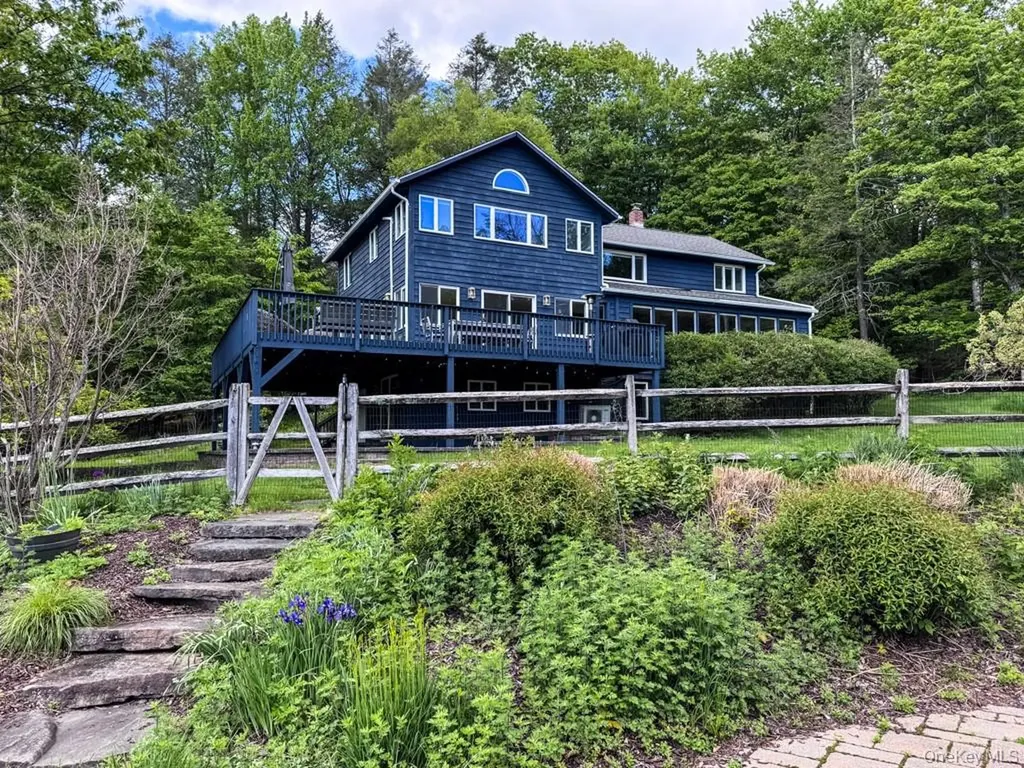 94 The Middle Way Mount Tremper NY 12457