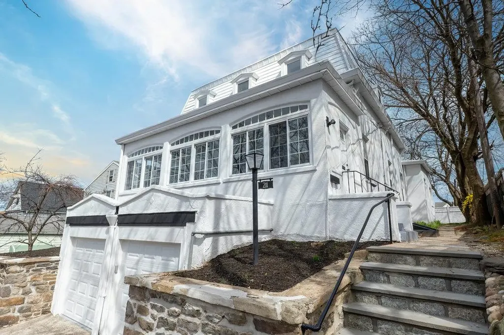 211 N 8th Avenue Mount Vernon NY 10550