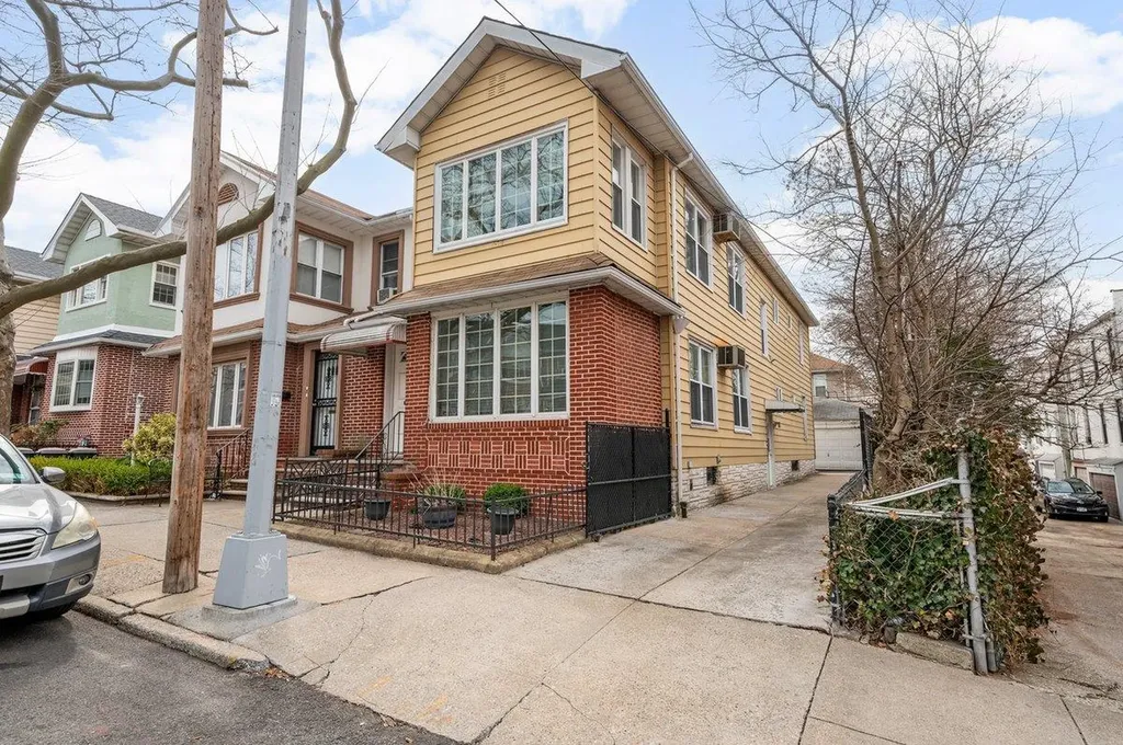 58 71st Street Brooklyn NY 11209
