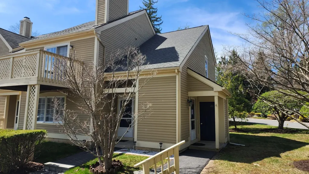 2102 Martingale Drive Carmel NY 10512