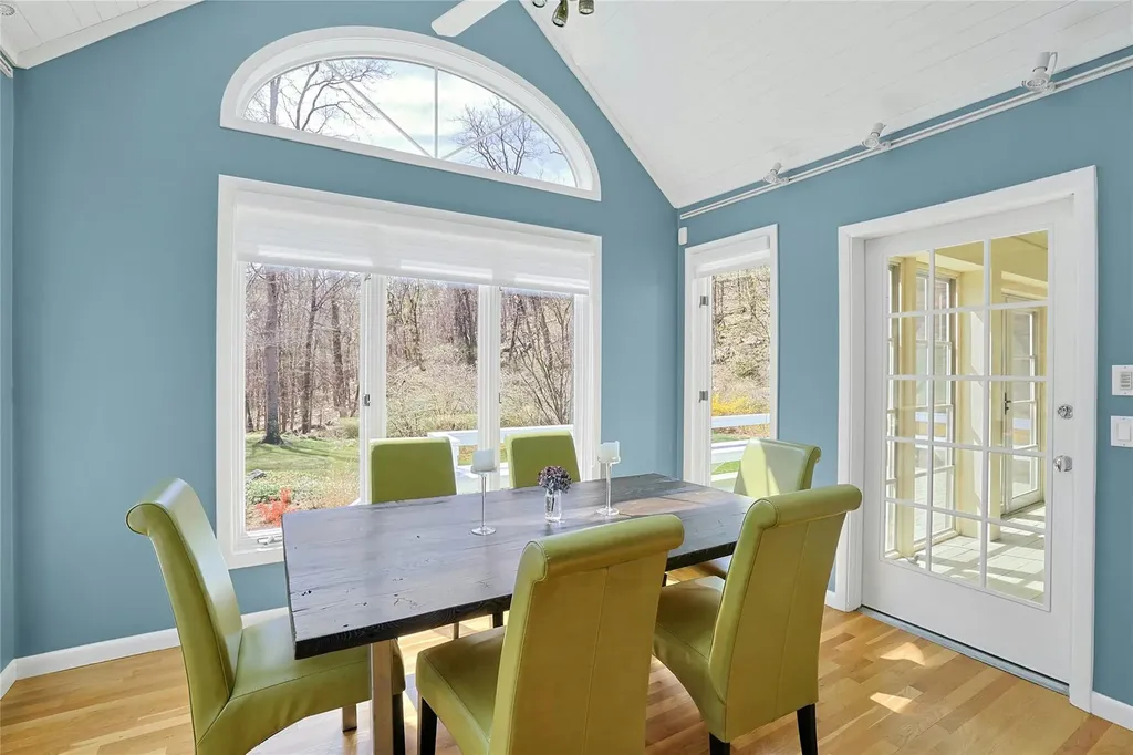 42 Cross Ridge Road Chappaqua NY 10514