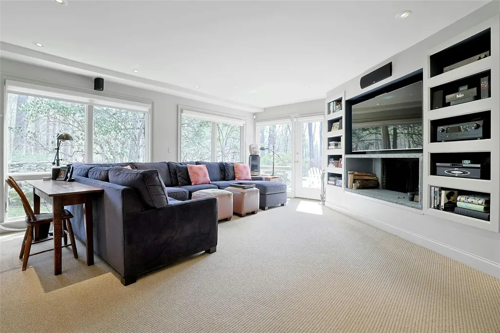 42 Cross Ridge Road Chappaqua NY 10514