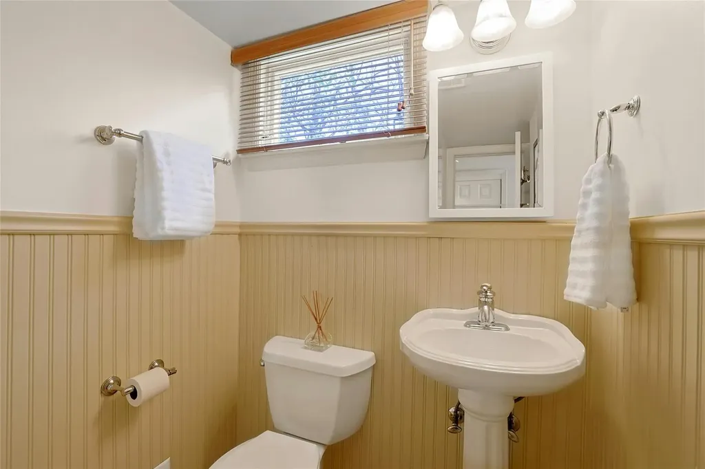 42 Cross Ridge Road Chappaqua NY 10514