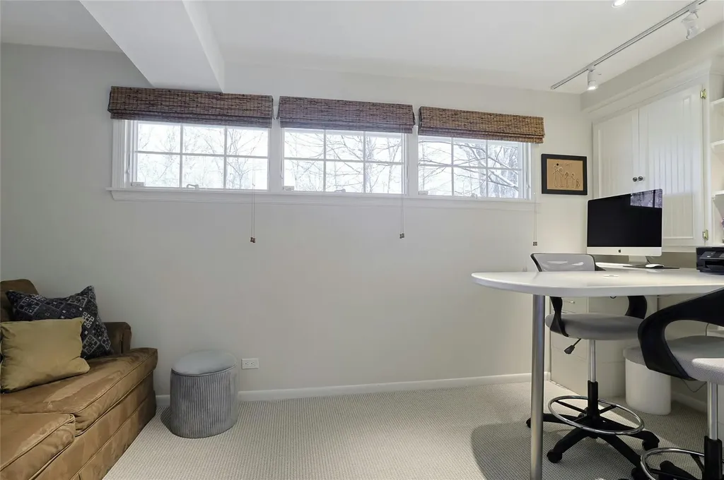 42 Cross Ridge Road Chappaqua NY 10514
