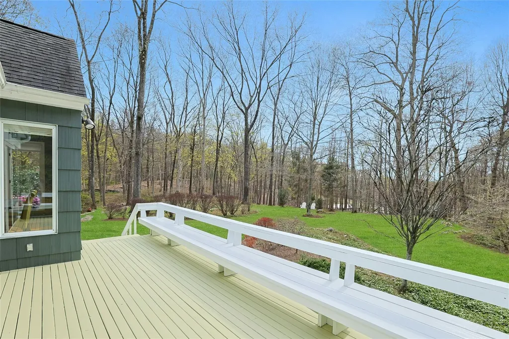 42 Cross Ridge Road Chappaqua NY 10514