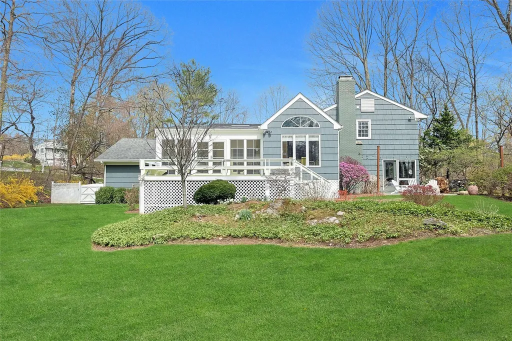 42 Cross Ridge Road Chappaqua NY 10514