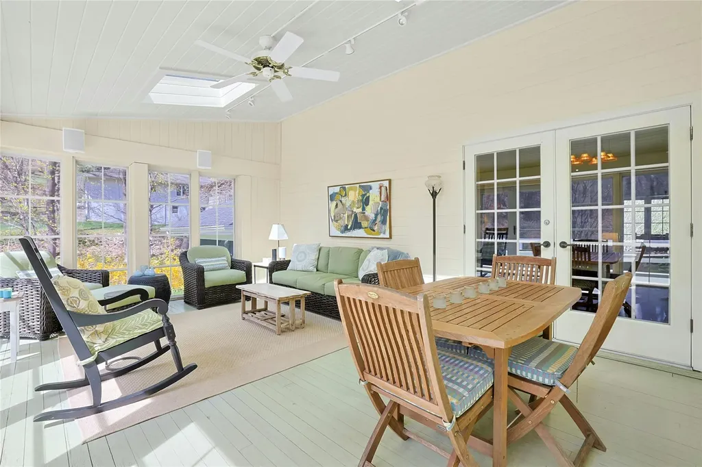 42 Cross Ridge Road Chappaqua NY 10514