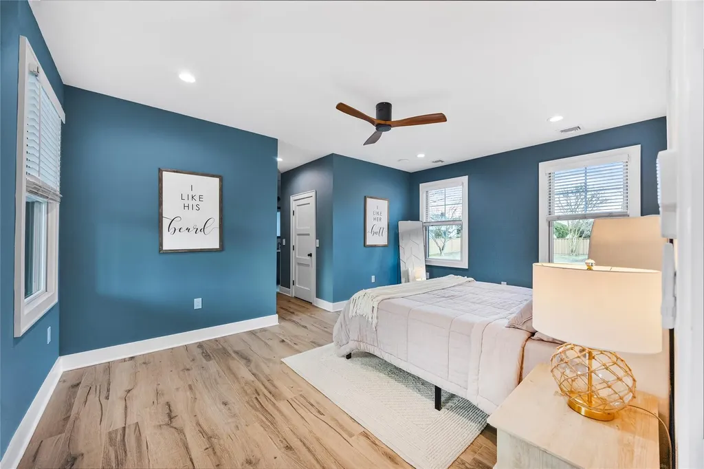 10 Humphrey Lane Blue Point NY 11715