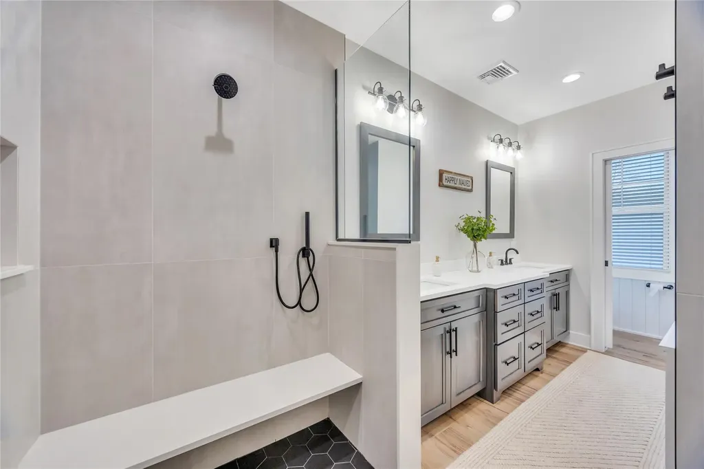 10 Humphrey Lane Blue Point NY 11715