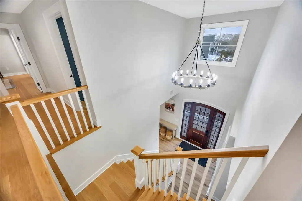 10 Humphrey Lane Blue Point NY 11715