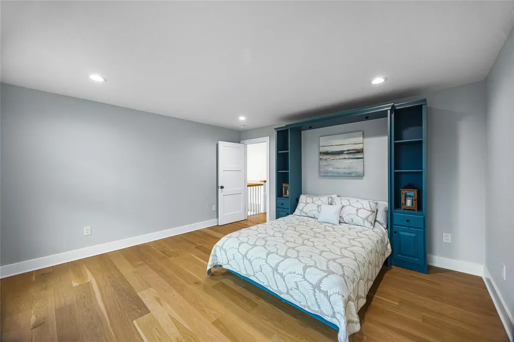 10 Humphrey Lane Blue Point NY 11715