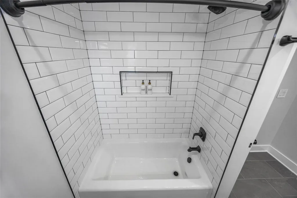10 Humphrey Lane Blue Point NY 11715