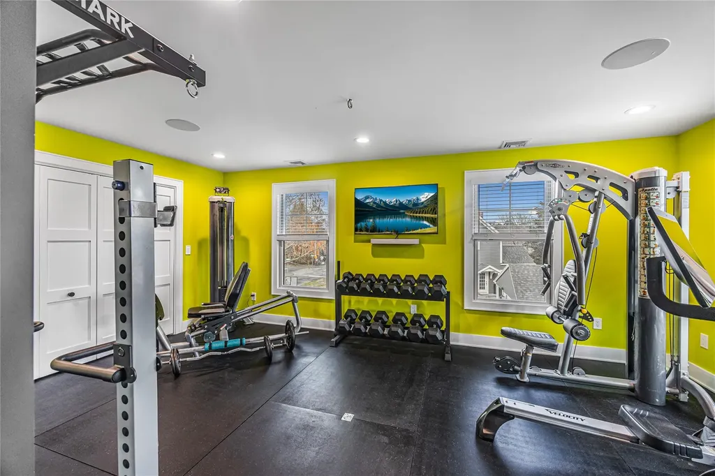 10 Humphrey Lane Blue Point NY 11715