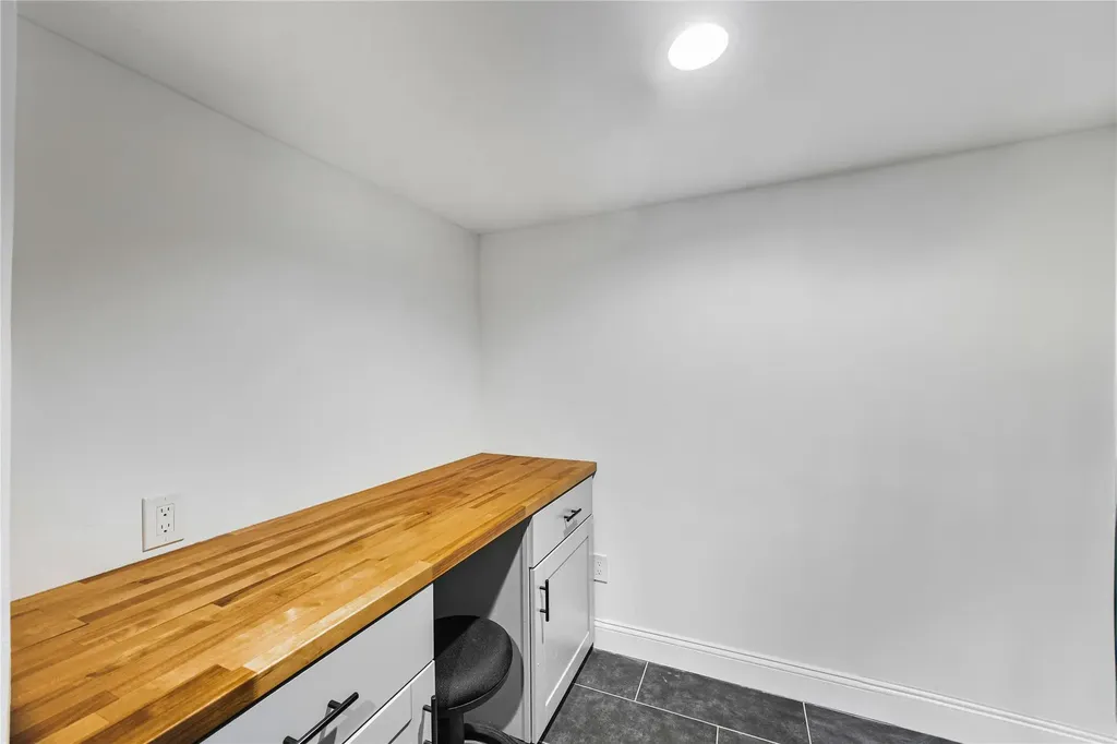 10 Humphrey Lane Blue Point NY 11715