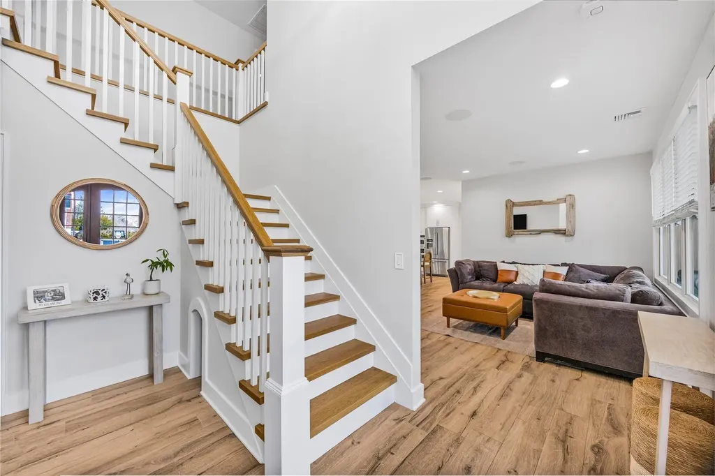 10 Humphrey Lane Blue Point NY 11715