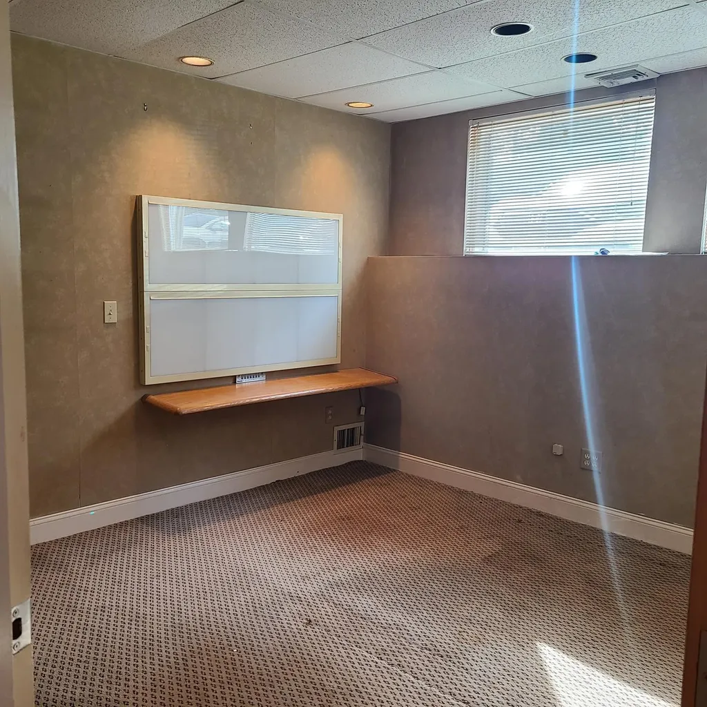152 E Main Street Huntington NY 11743
