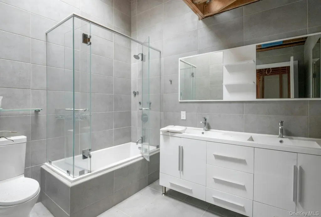 14 Perry Court Armonk NY 10504