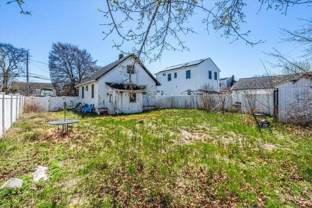 2439 Berkeley Place Bellmore NY 11710
