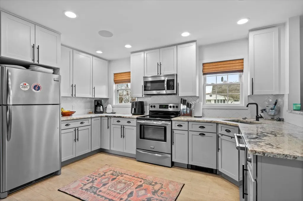 29 Swallow Lane Levittown NY 11756